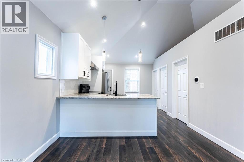 222 Kensington Avenue N, Hamilton, Ontario  L8L 7N7 - Photo 13 - 40829902
