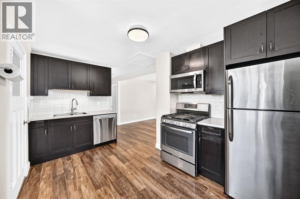6012 33 Avenue NW, Calgary, Alberta  T3B 1K3 - Photo 9 - A2331463