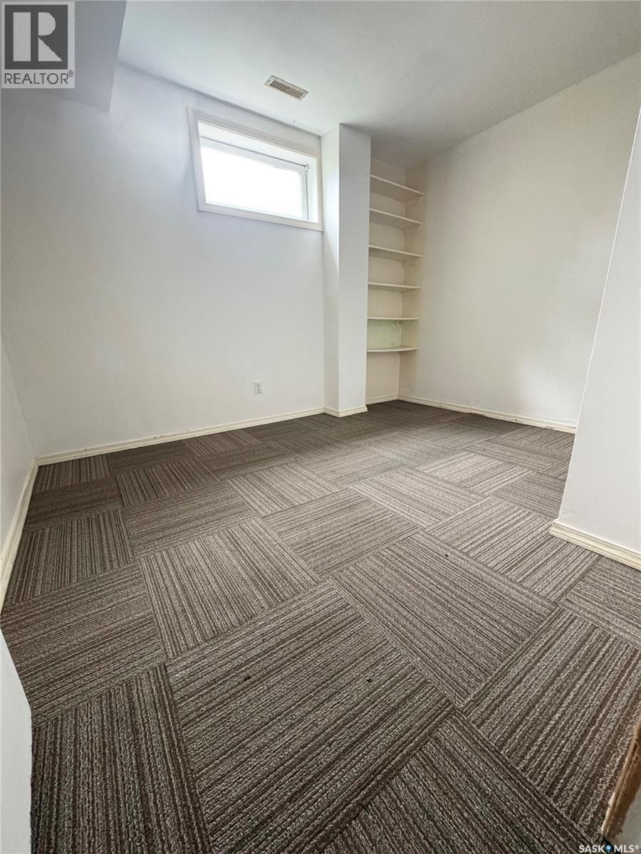 1450 15th Street W, Prince Albert, Saskatchewan  S6V 3T1 - Photo 11 - SK041933