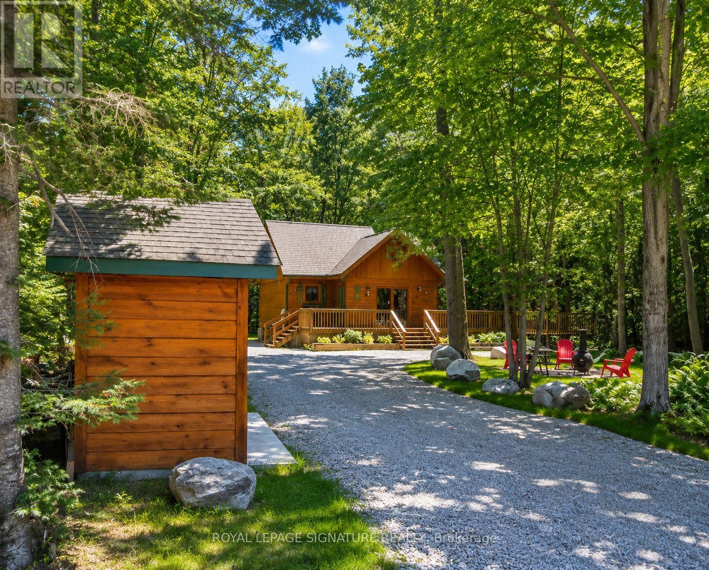 23 CROWN COURT, Tiny, Ontario