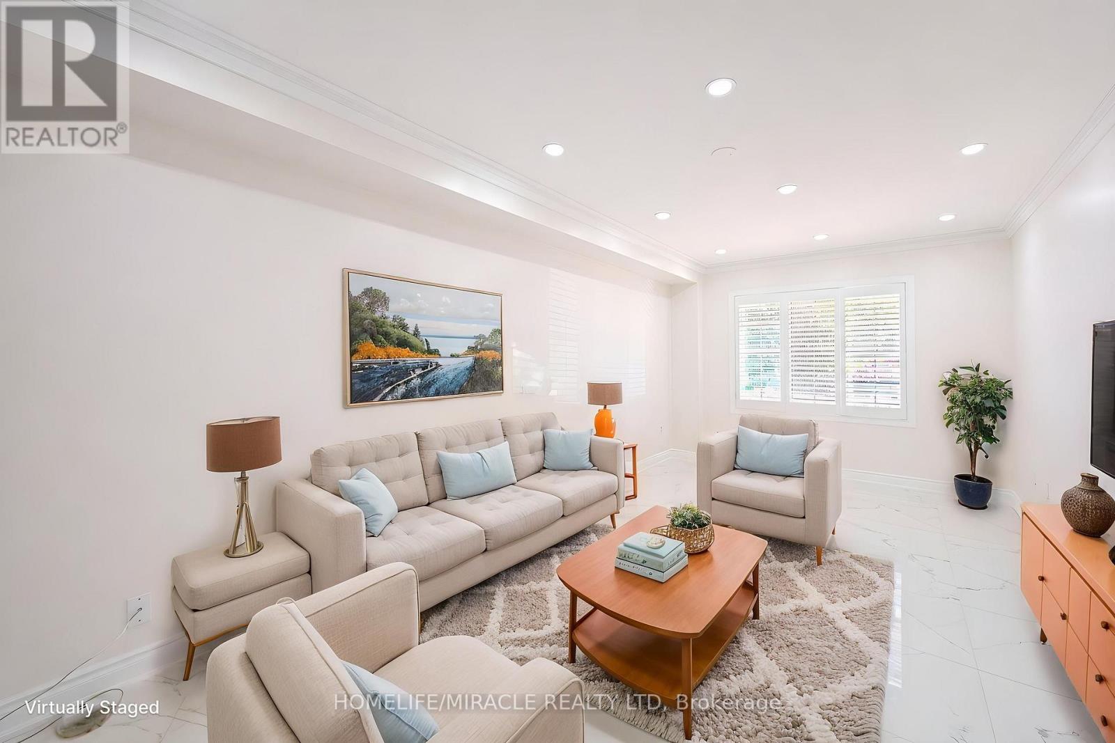 21 Topiary Lane, Brampton (Fletcher's Meadow), Ontario  L7A 2K6 - Photo 7 - W13648002