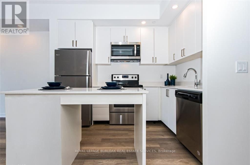 B505 - 5240 Dundas Street, Burlington (Orchard), Ontario  L7L 0J6 - Photo 6 - W13648030