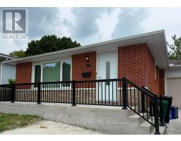35 SILVER ASPEN CRESCENT, Kitchener, Ontario