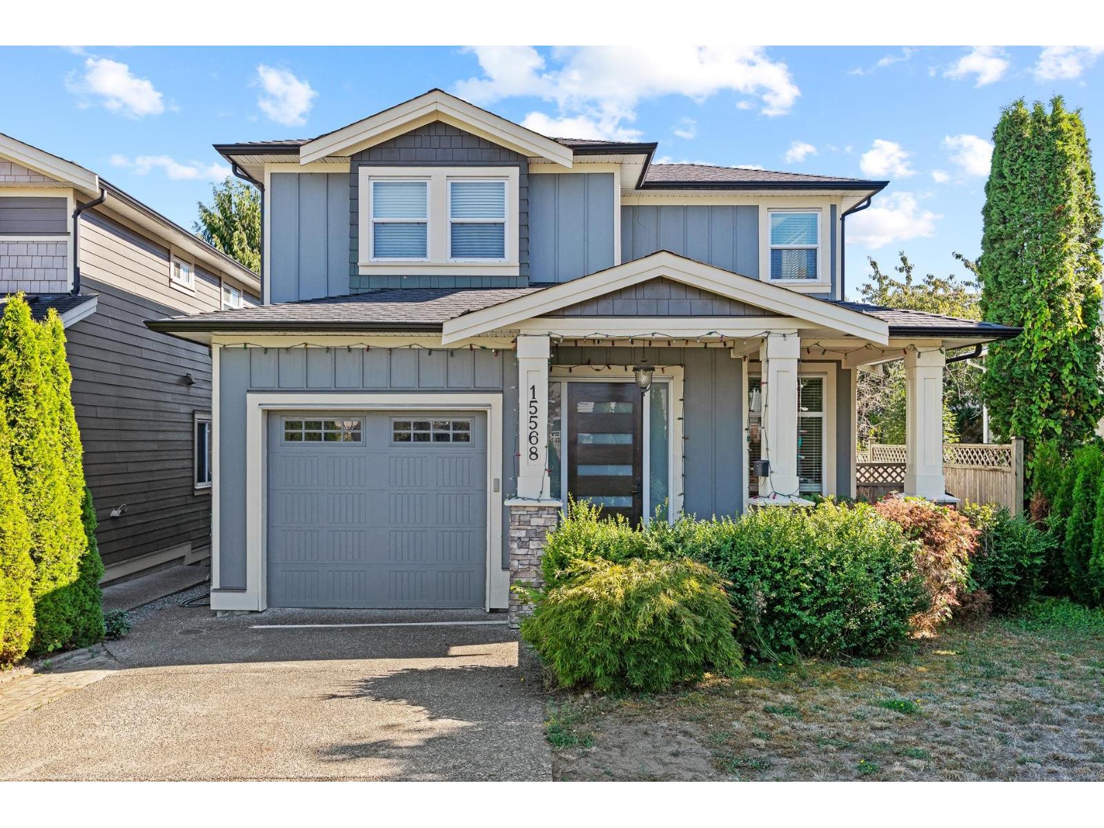 15568 Russell Avenue, White Rock, British Columbia  V4B 2R3 - Photo 3 - R3153454