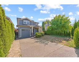 15568 RUSSELL AVENUE, White Rock, British Columbia