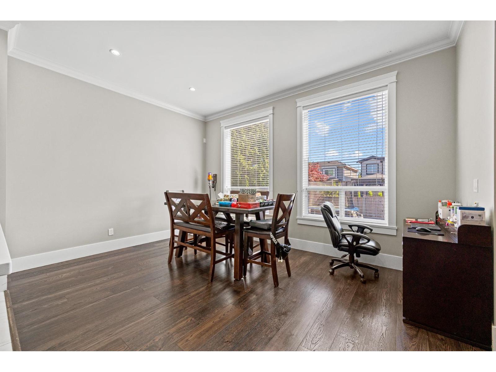 15568 Russell Avenue, White Rock, British Columbia  V4B 2R3 - Photo 15 - R3153454