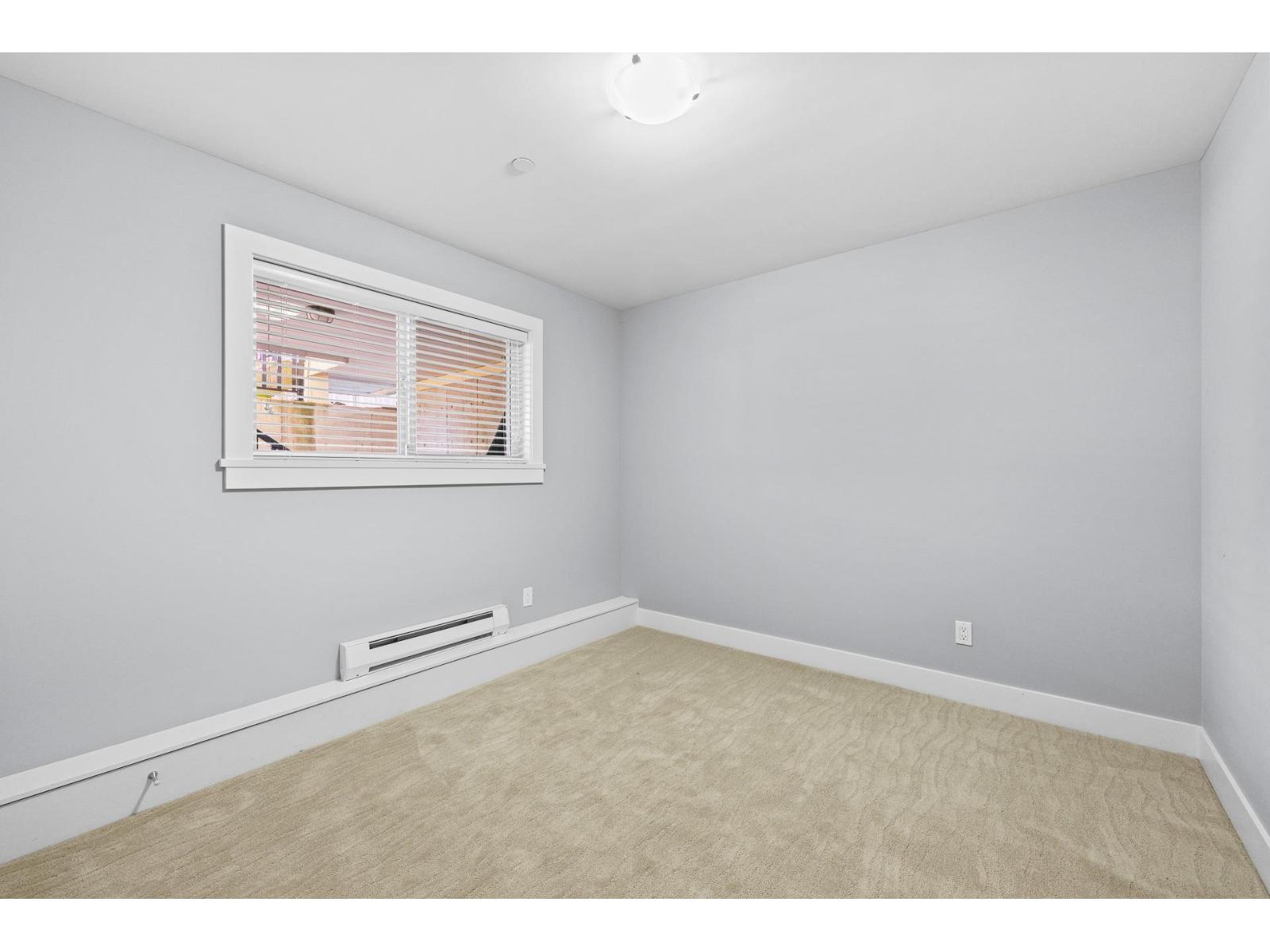 15568 Russell Avenue, White Rock, British Columbia  V4B 2R3 - Photo 28 - R3153454