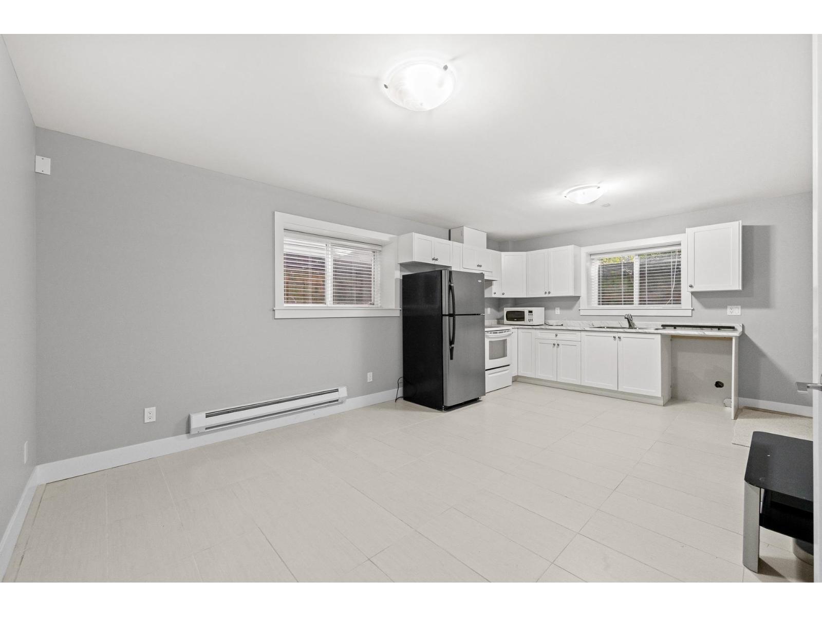 15568 Russell Avenue, White Rock, British Columbia  V4B 2R3 - Photo 25 - R3153454