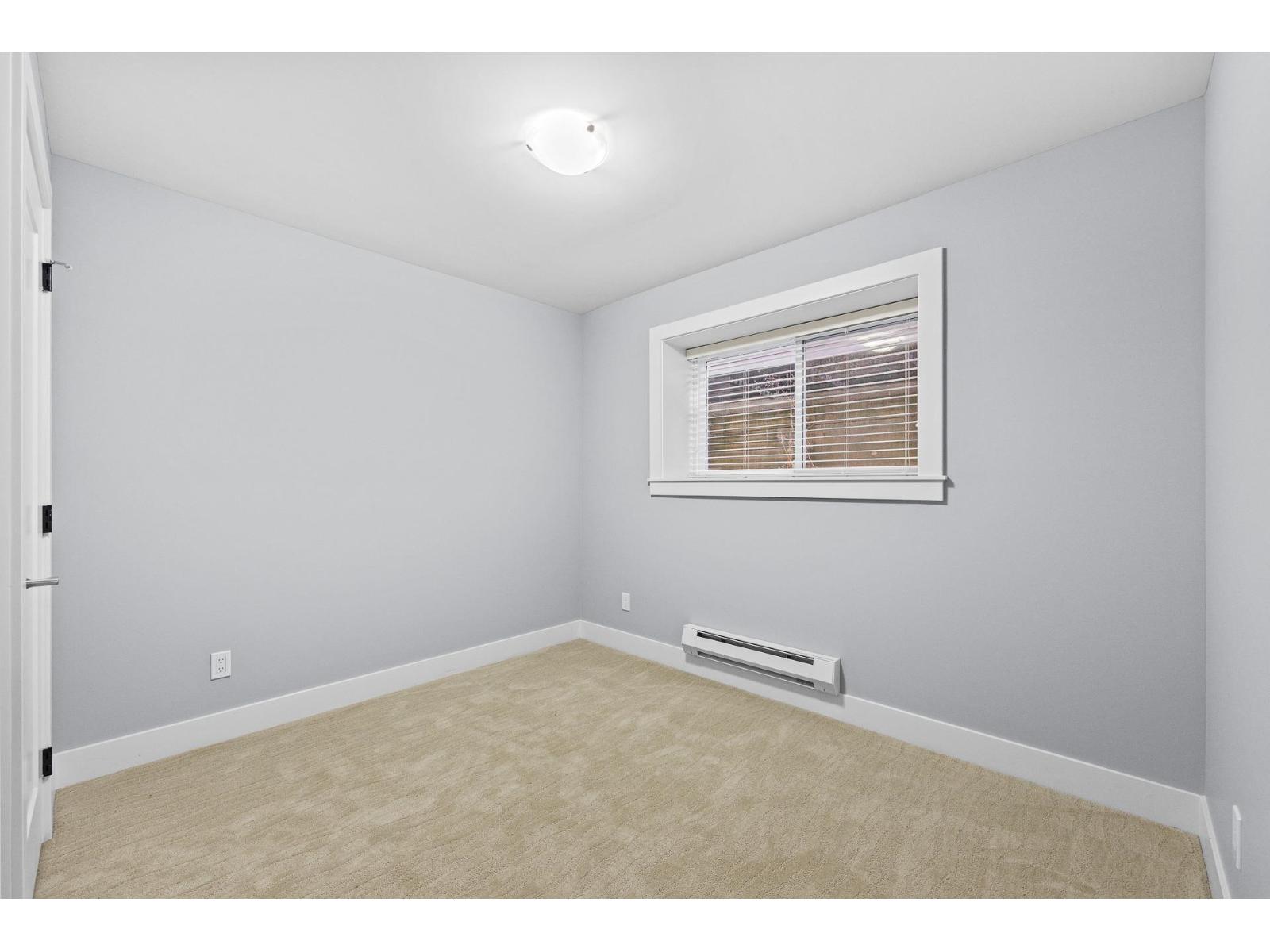 15568 Russell Avenue, White Rock, British Columbia  V4B 2R3 - Photo 27 - R3153454