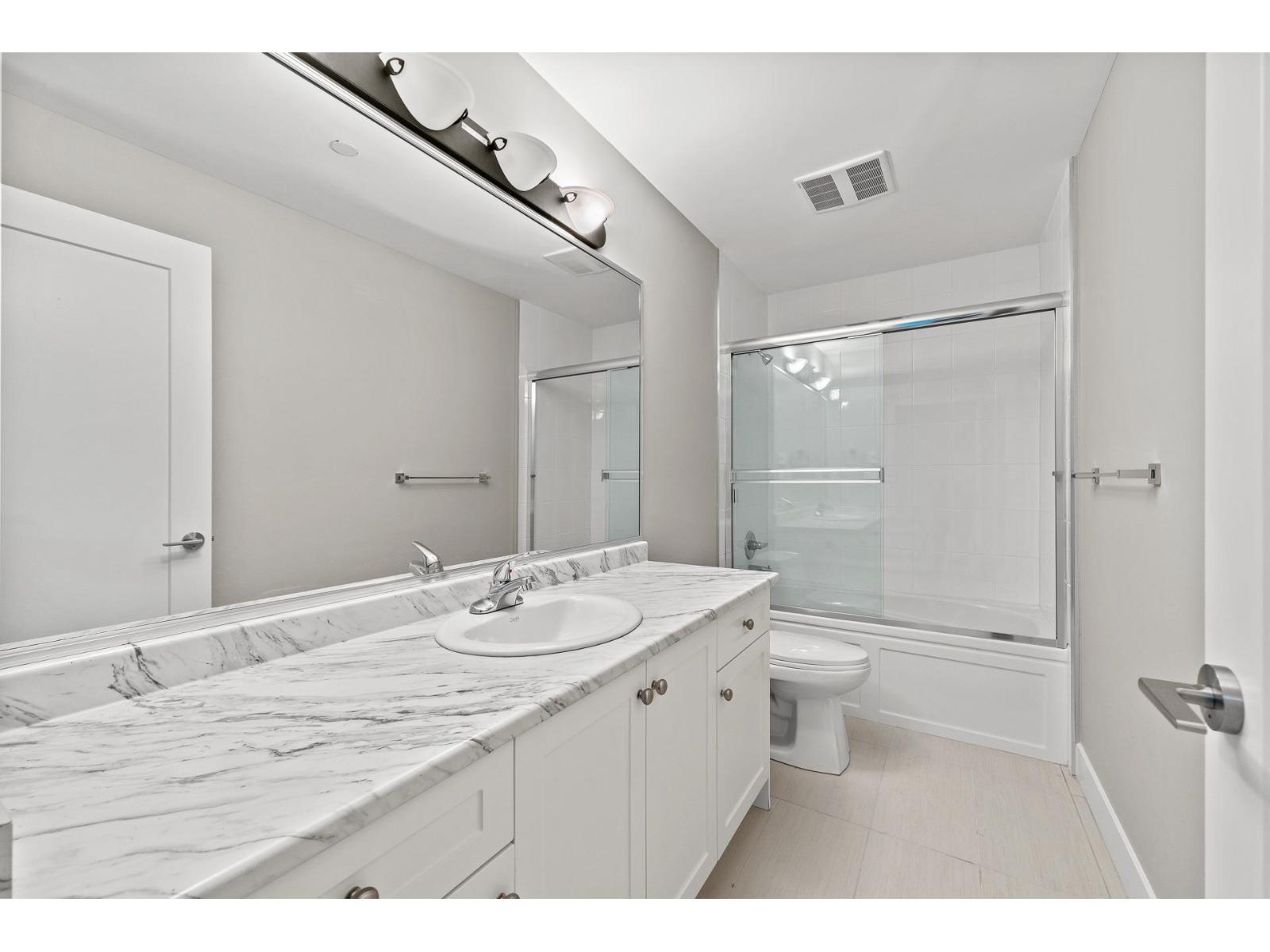 15568 Russell Avenue, White Rock, British Columbia  V4B 2R3 - Photo 29 - R3153454