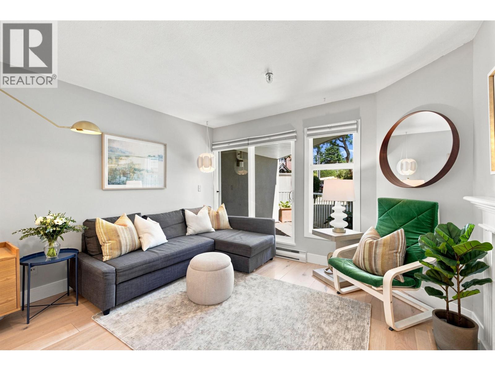 108 2020 W 8th Avenue, Vancouver, British Columbia  V6J 1W5 - Photo 4 - R3152050