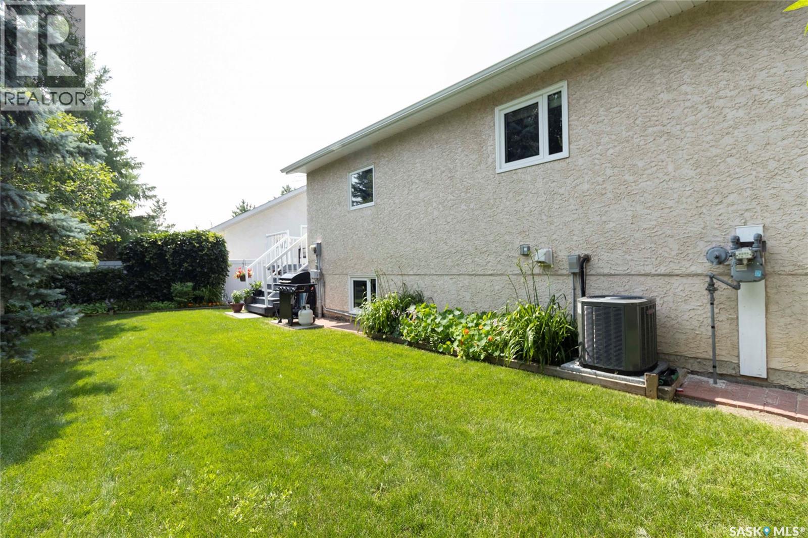 439 Fairbrother Court, Saskatoon, Saskatchewan  S7S 1H9 - Photo 49 - SK043142