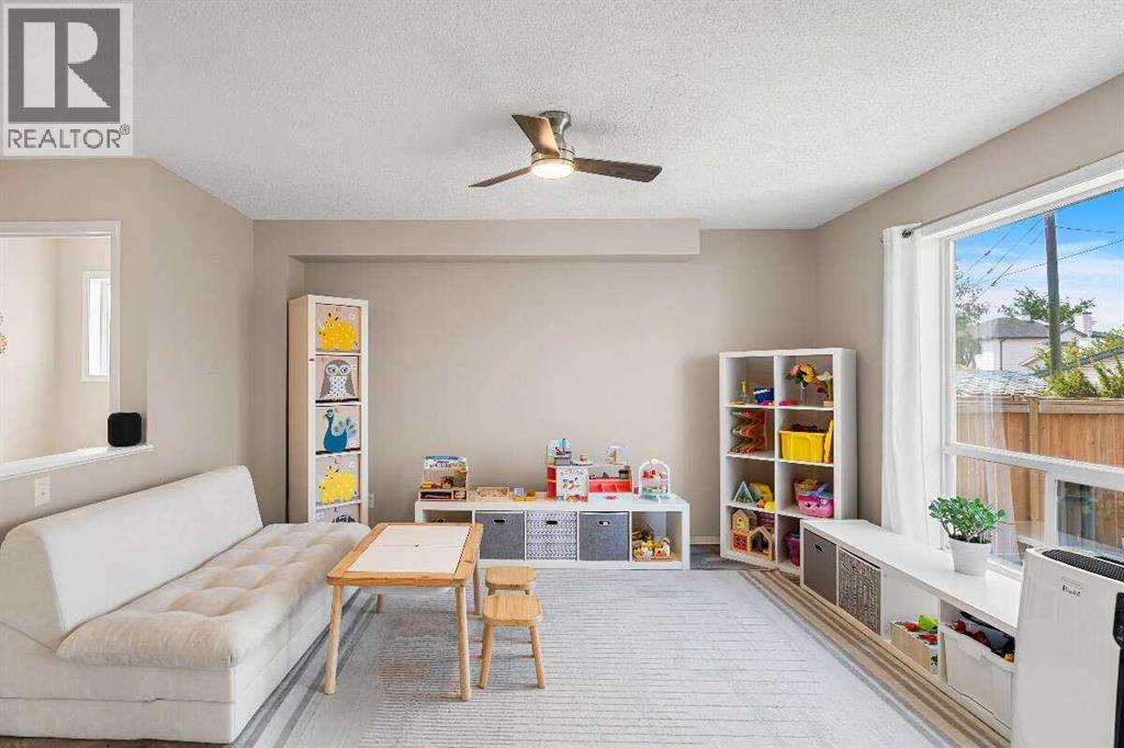 359 Mt Apex Green SE, Calgary, Alberta  T2Z 3B8 - Photo 13 - A2335425