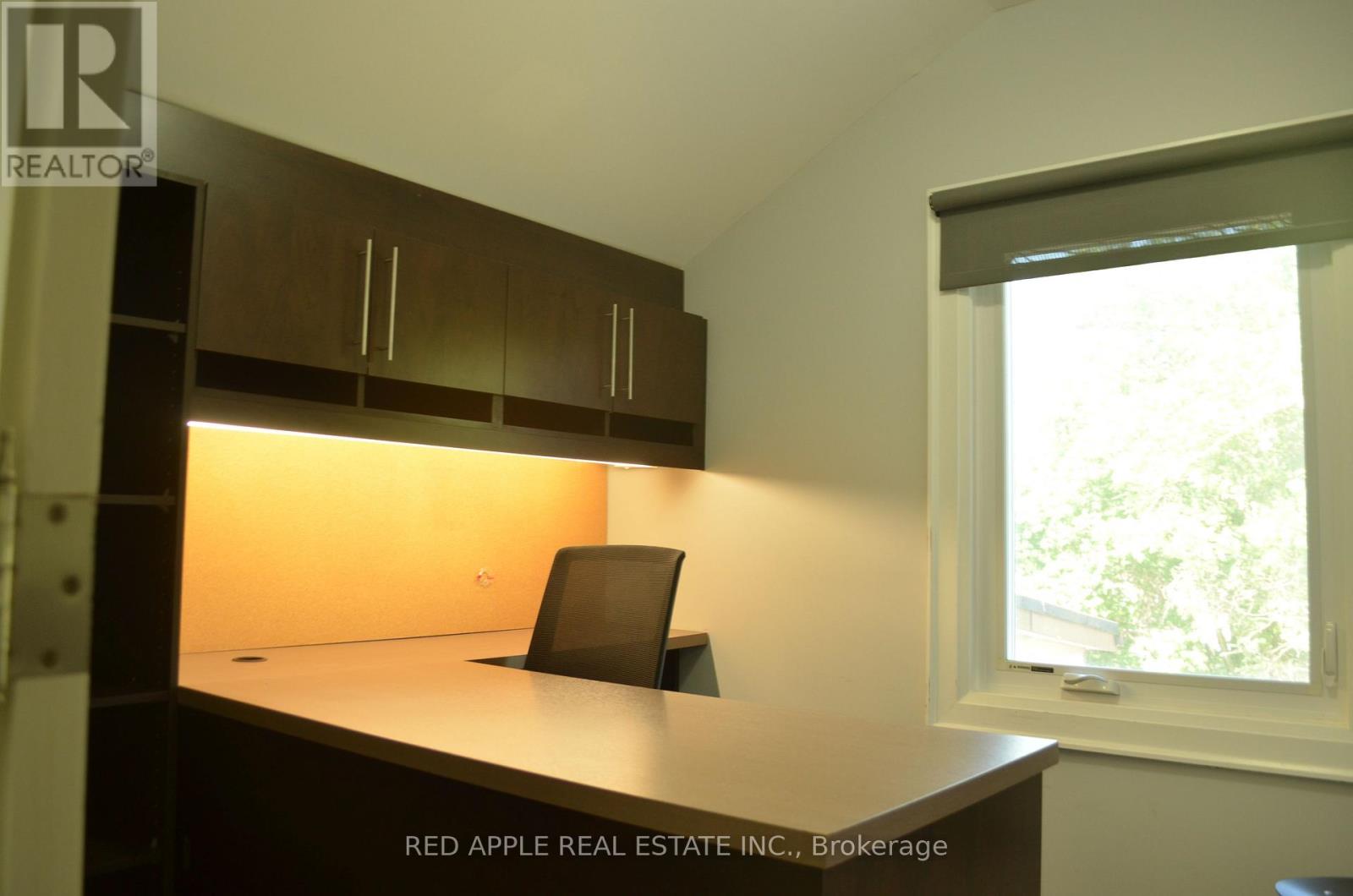71 Main Street S, Newmarket, Ontario  L3Y 3Y5 - Photo 15 - N13647860