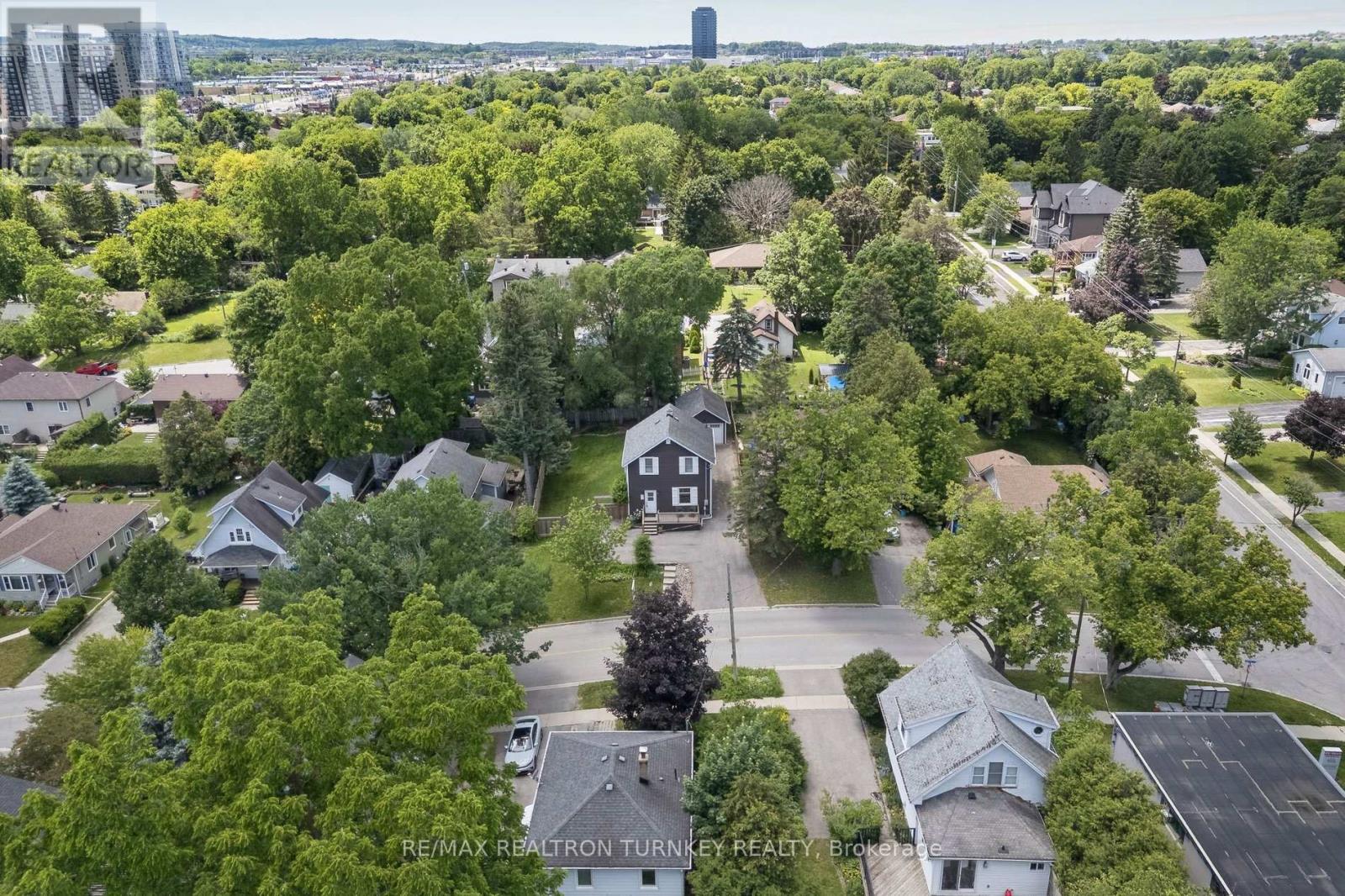72 Vincent Street, Newmarket, Ontario  L3Y 4G5 - Photo 39 - N13485208