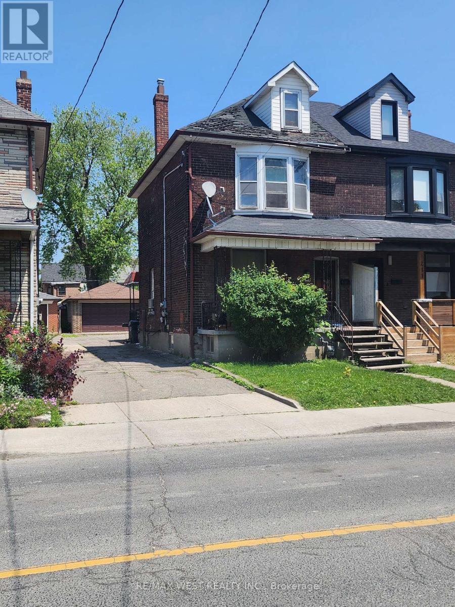 415 SYMINGTON AVENUE, Toronto, Ontario