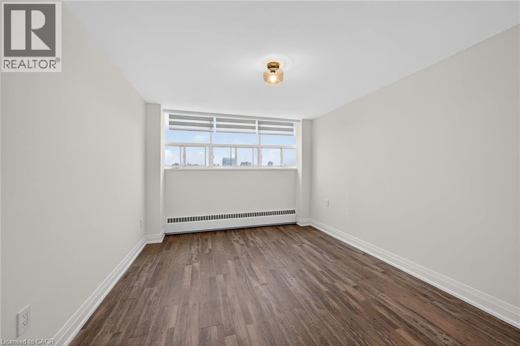 212 Kerr Street Unit# 702, Oakville, Ontario  L6K 3B1 - Photo 19 - 40828166