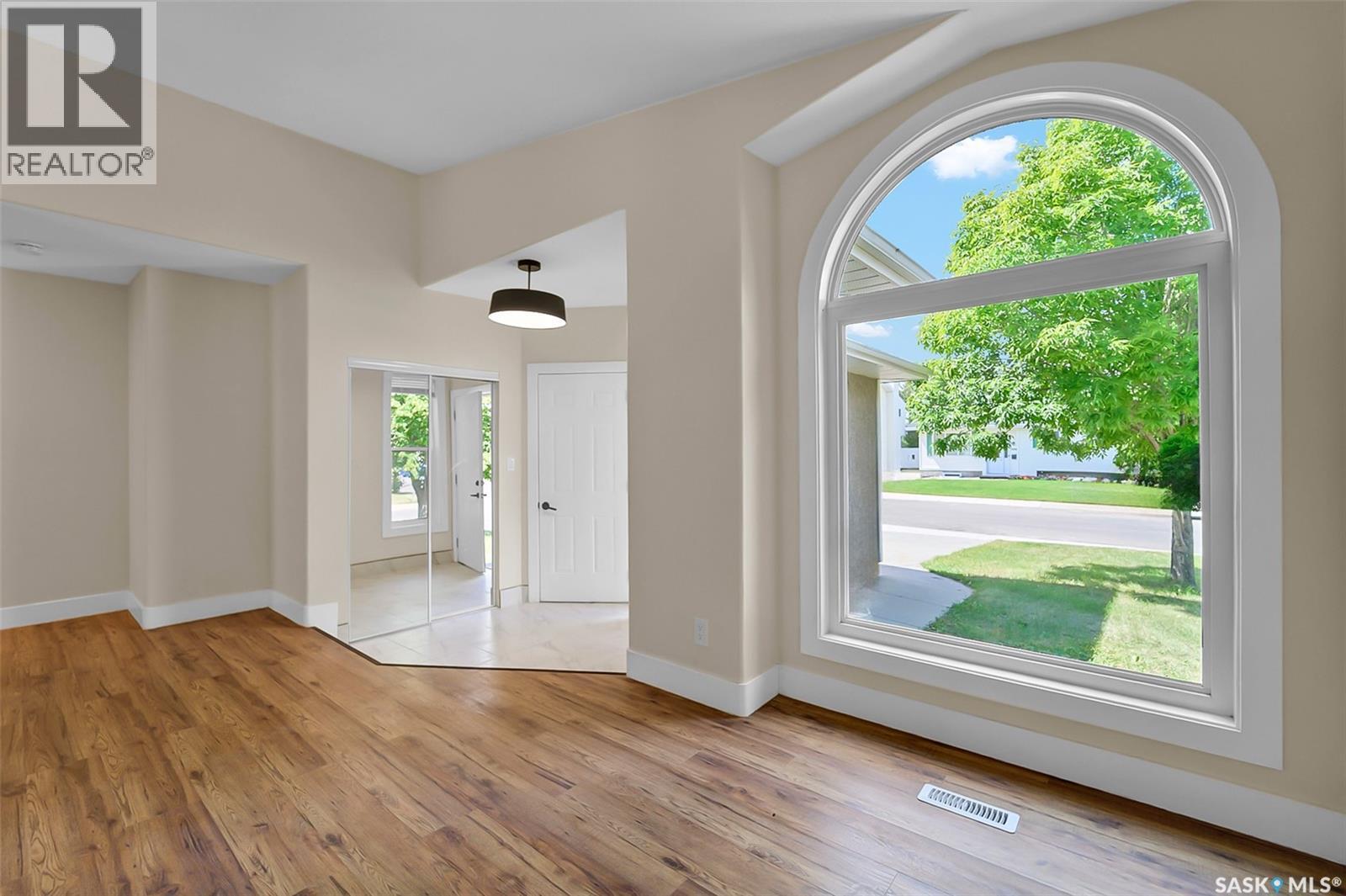 303 Haslam Crescent, Saskatoon, Saskatchewan  S7S 1E4 - Photo 24 - SK044760