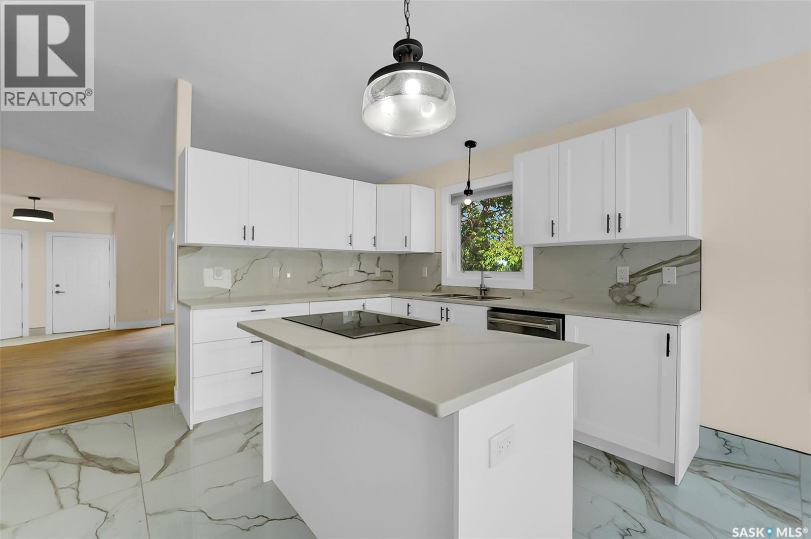 303 Haslam Crescent, Saskatoon, Saskatchewan  S7S 1E4 - Photo 19 - SK044760