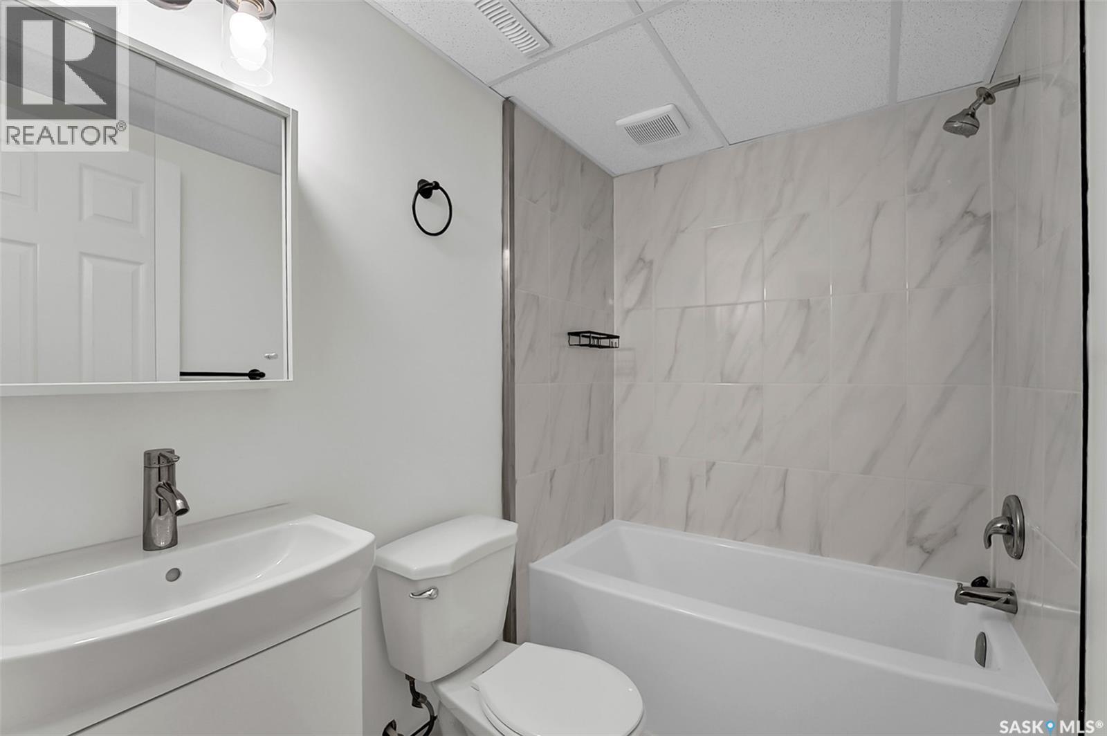 303 Haslam Crescent, Saskatoon, Saskatchewan  S7S 1E4 - Photo 40 - SK044760