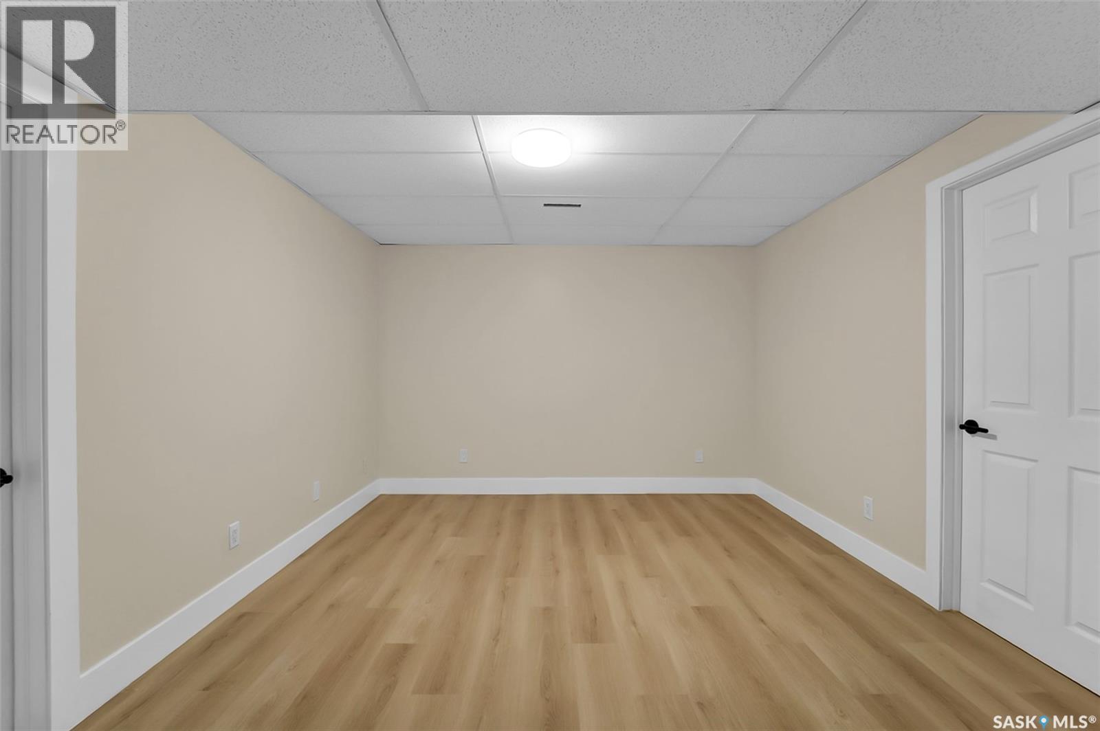303 Haslam Crescent, Saskatoon, Saskatchewan  S7S 1E4 - Photo 37 - SK044760