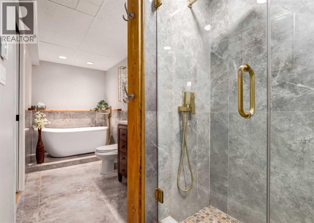 425 Woodland Crescent Se, Calgary, Alberta  T2J 1J7 - Photo 35 - A2326875