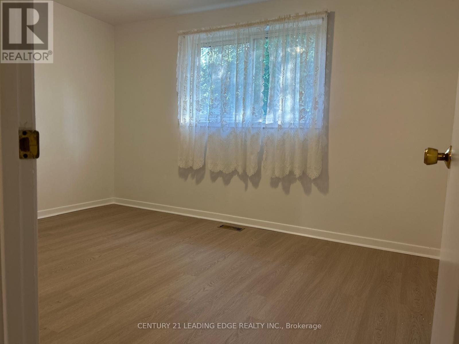 136 Morningside Avenue, Toronto, Ontario  M1E 3C5 - Photo 12 - E13648092