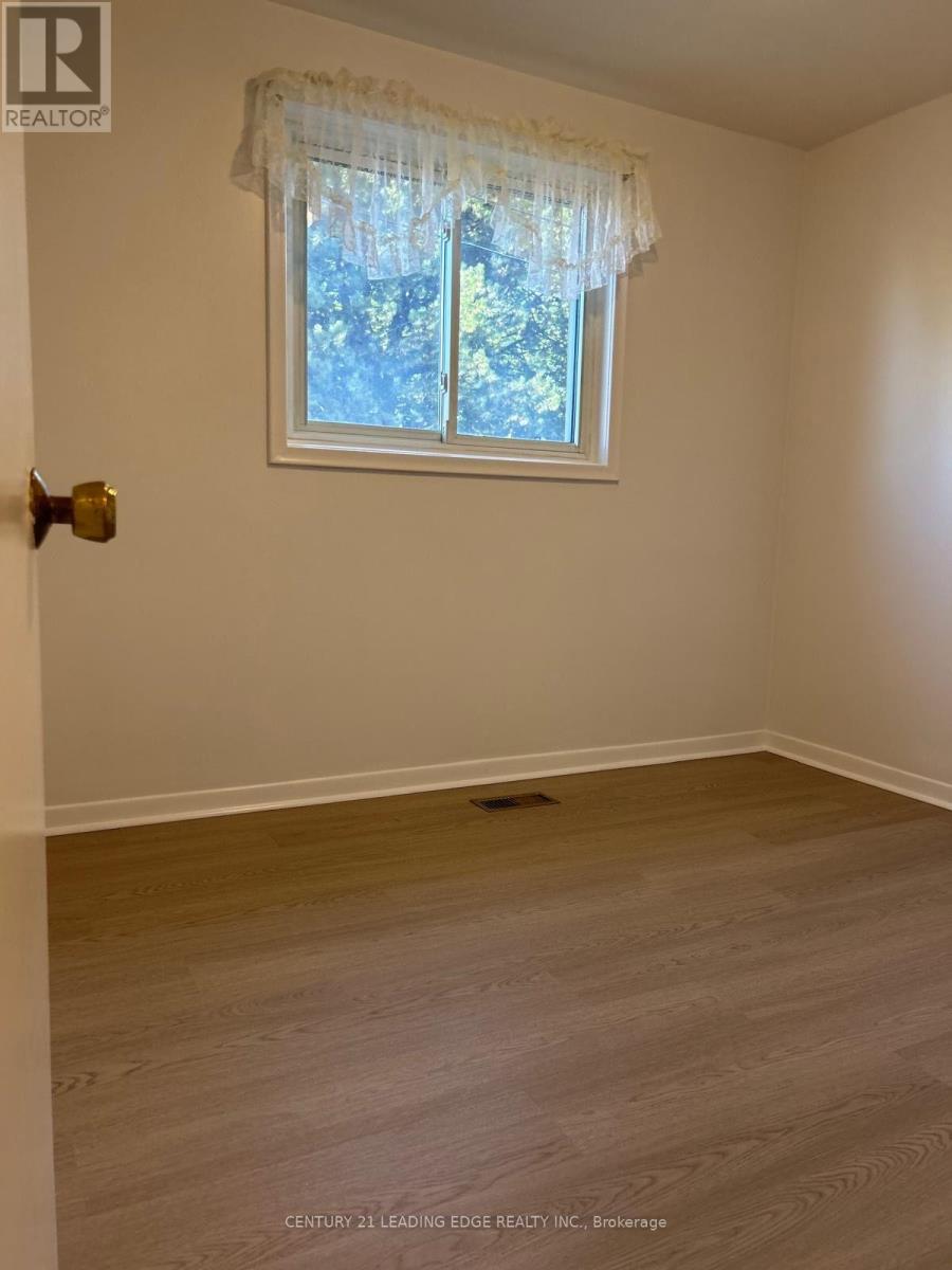 136 Morningside Avenue, Toronto, Ontario  M1E 3C5 - Photo 13 - E13648092
