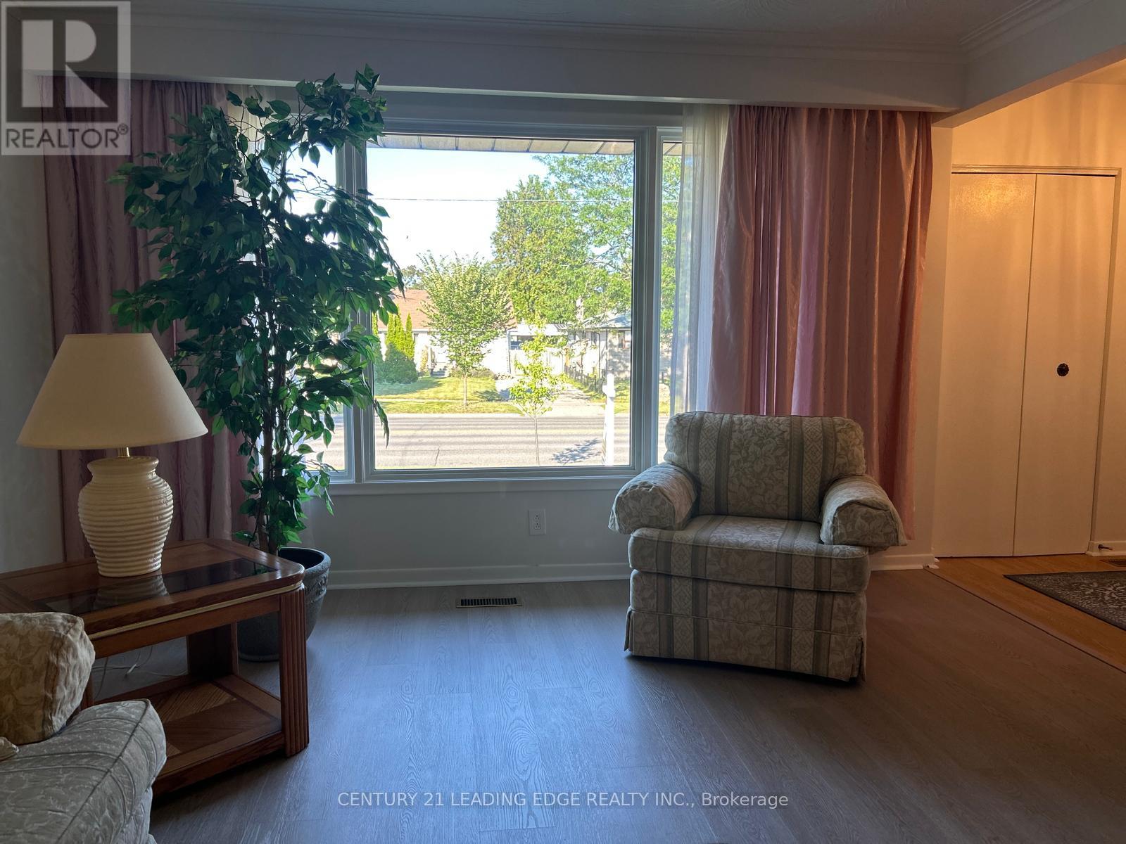 136 Morningside Avenue, Toronto, Ontario  M1E 3C5 - Photo 6 - E13648092