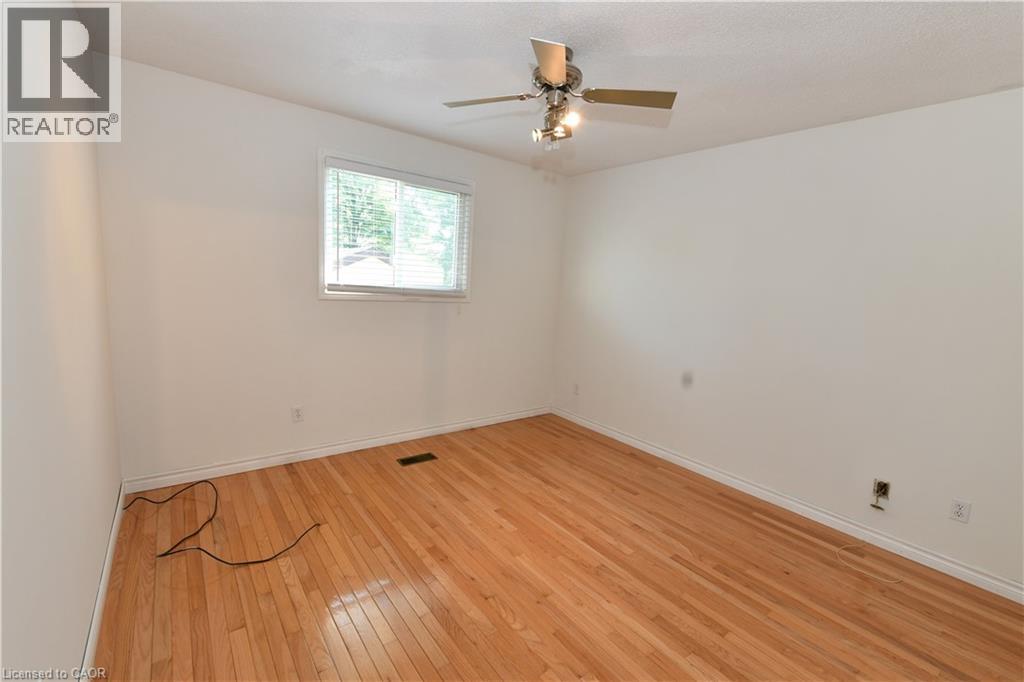 82 Elmwood Avenue, Cambridge, Ontario  N1R 4Y4 - Photo 11 - 40853395