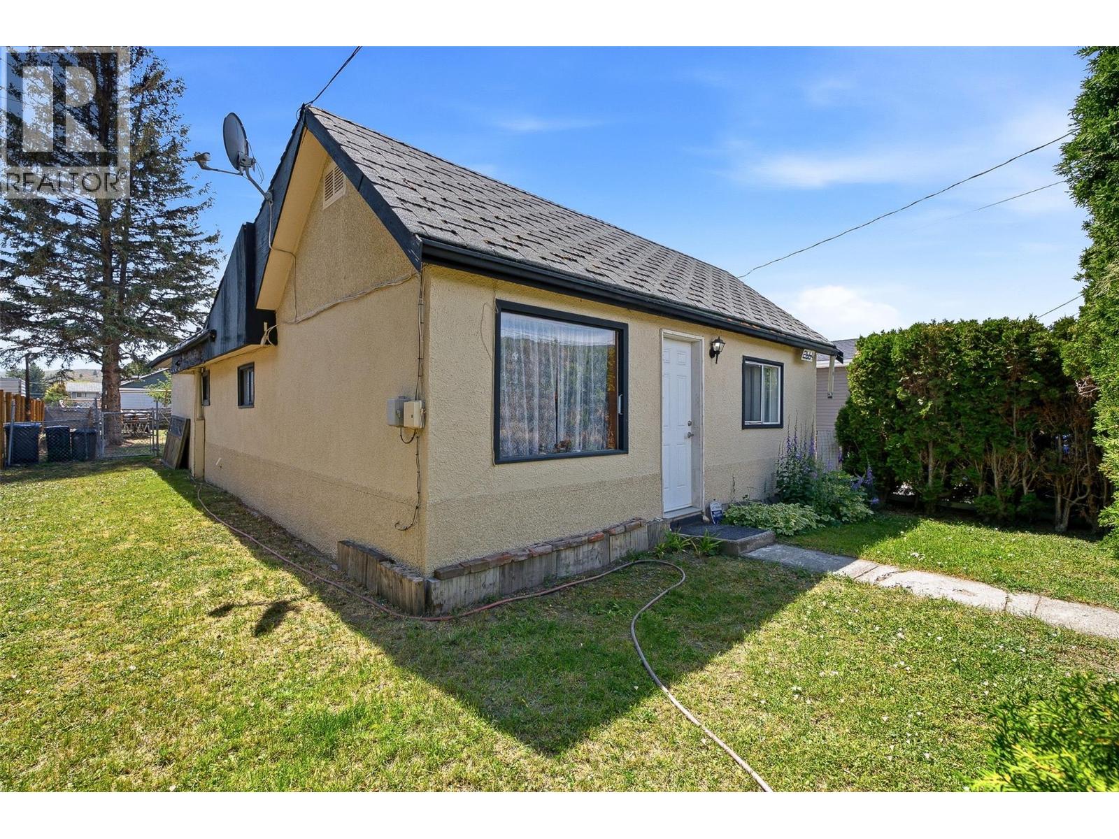 2664 Coutlee Avenue, Merritt, British Columbia  V1K 1A9 - Photo 2 - 10397095