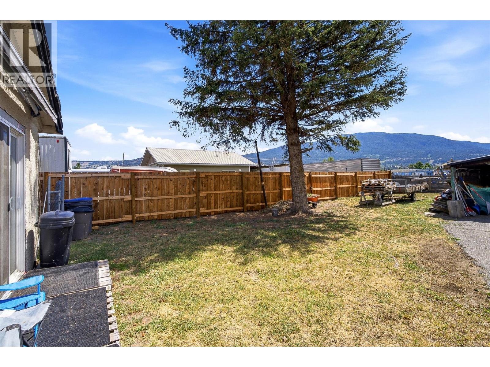 2664 Coutlee Avenue, Merritt, British Columbia  V1K 1A9 - Photo 5 - 10397095