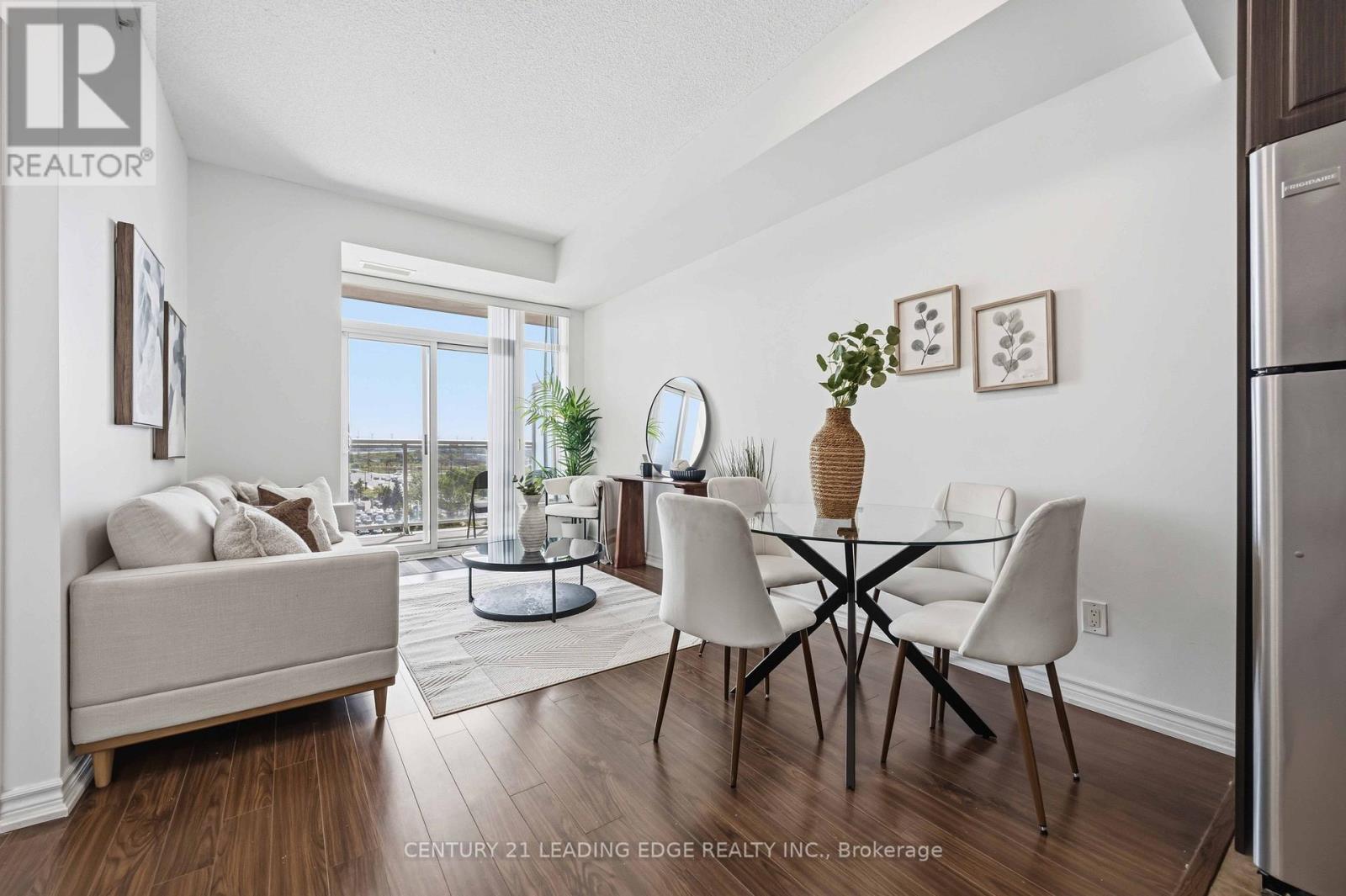 612 - 8323 KENNEDY ROAD, Markham, Ontario
