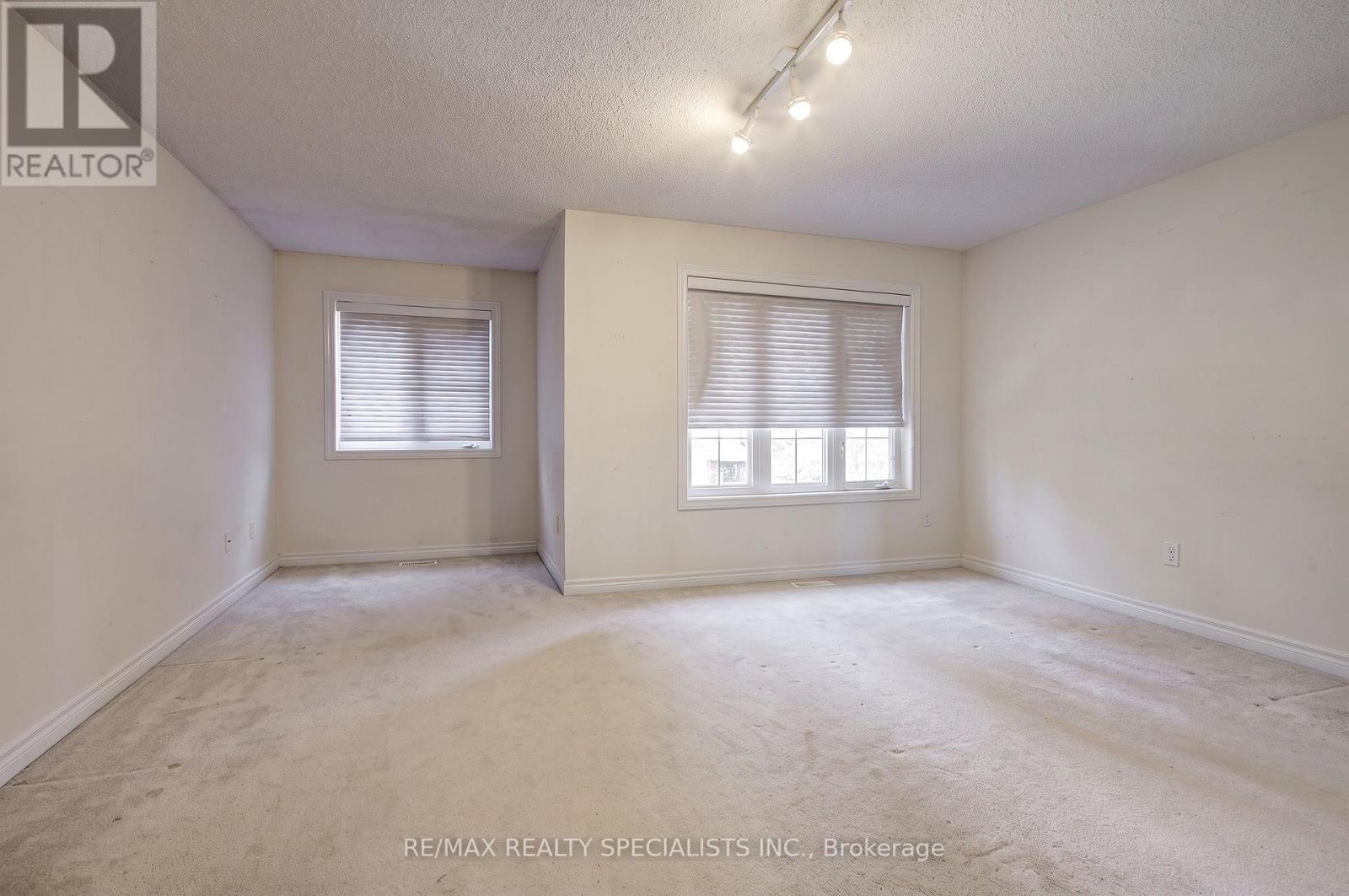 6629 Blackheath Ridge, Mississauga, Ontario L5W 1E7 - Photo 15 - W13648098