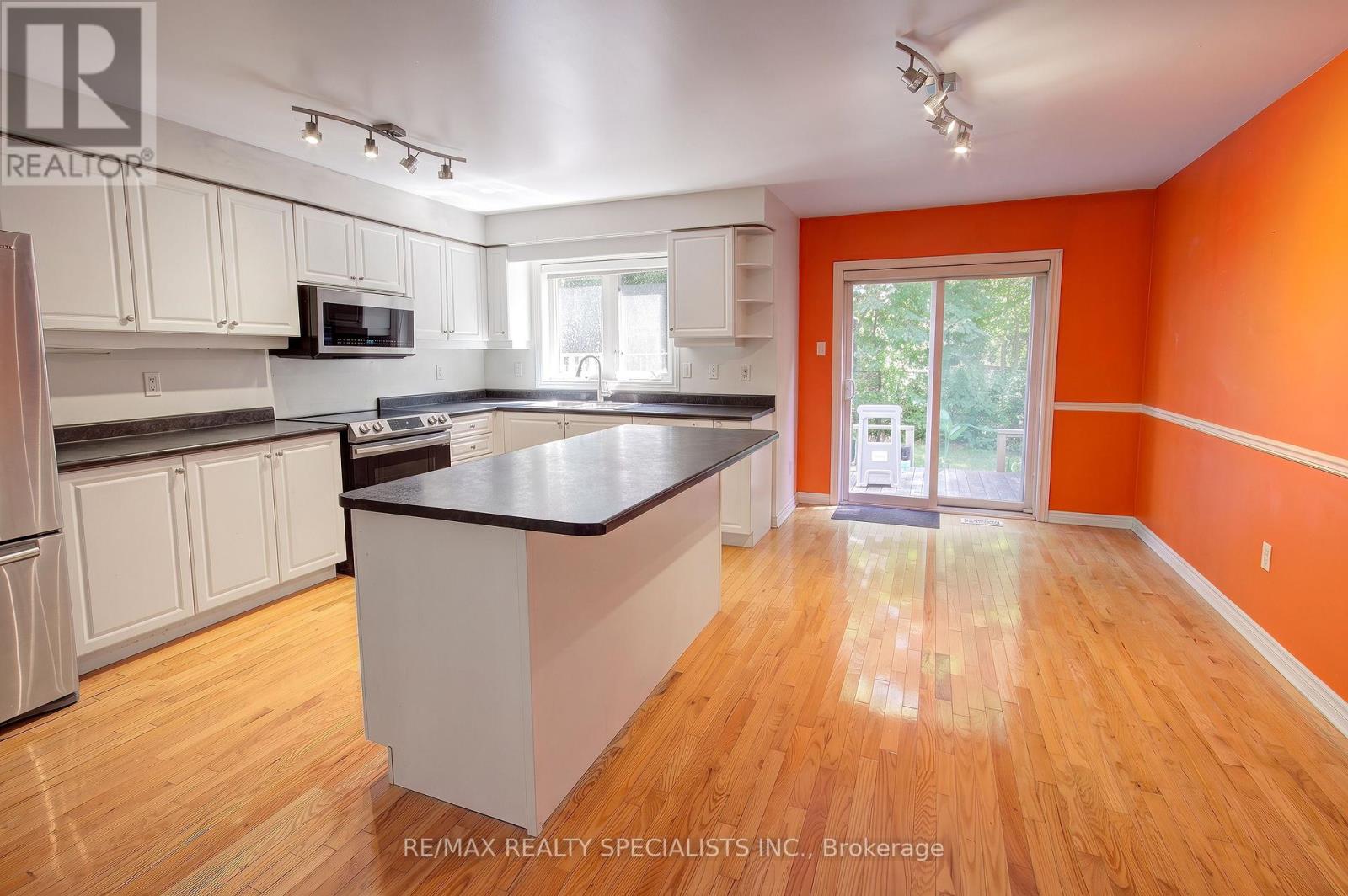 6629 Blackheath Ridge, Mississauga, Ontario L5W 1E7 - Photo 6 - W13648098