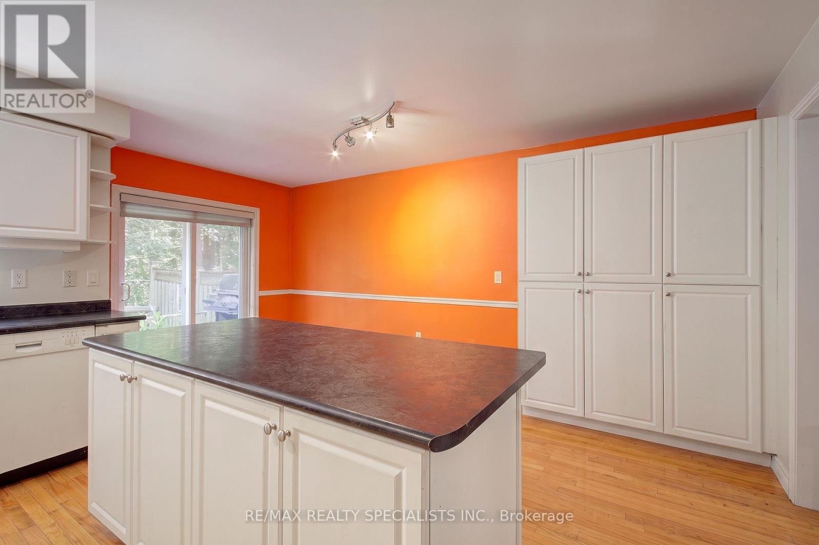 6629 Blackheath Ridge, Mississauga, Ontario L5W 1E7 - Photo 7 - W13648098