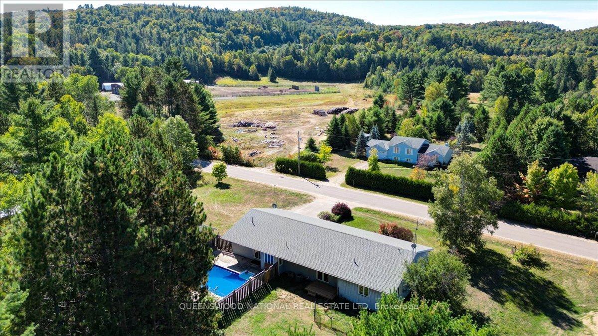 11876 Opeongo Road, Madawaska Valley, Ontario  K0J 1B0 - Photo 2 - X12416828