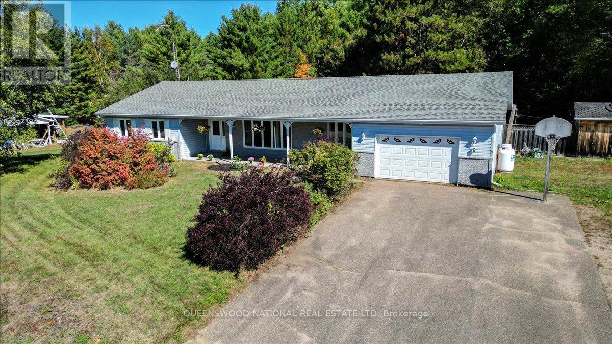 11876 OPEONGO ROAD, Madawaska Valley, Ontario