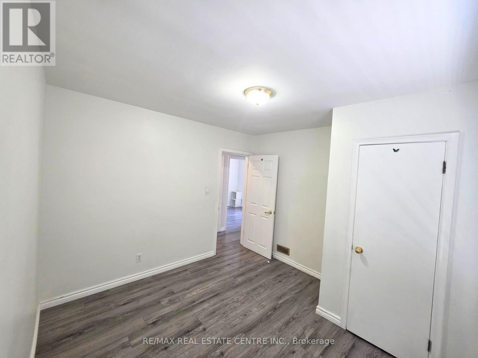 353 East 21st Street, Hamilton, Ontario L8V 2V1 - Photo 11 - X13648108