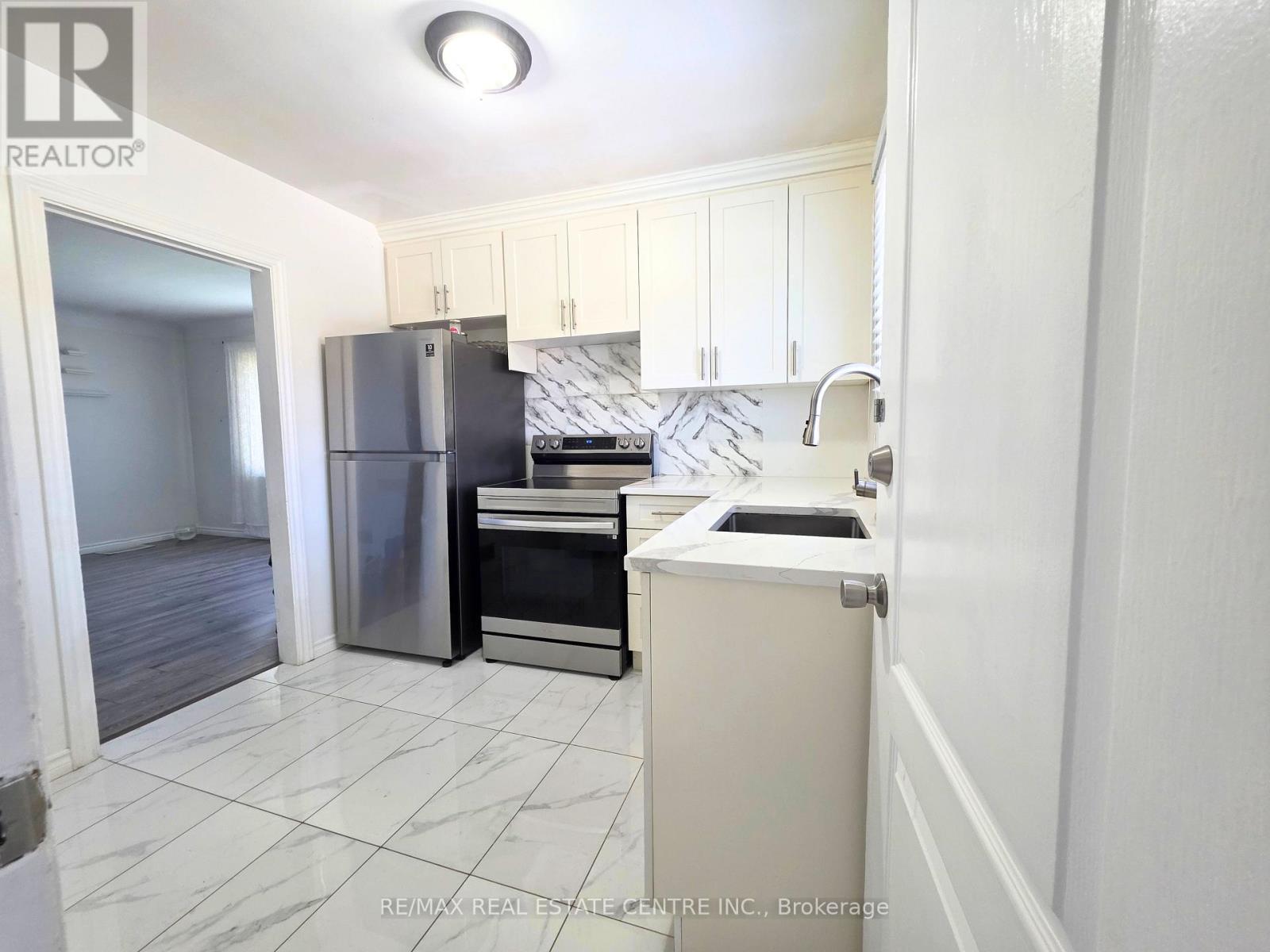 353 East 21st Street, Hamilton, Ontario L8V 2V1 - Photo 19 - X13648108
