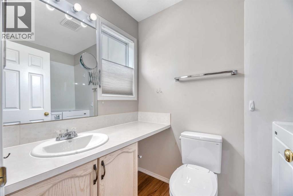 1, 15 Rocky Ridge Gate NW, Calgary, Alberta  T3G 4P6 - Photo 31 - A2321069