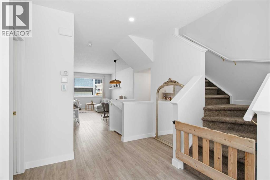 406 Masters Road SE, Calgary, Alberta  T3M 2T4 - Photo 6 - A2328001