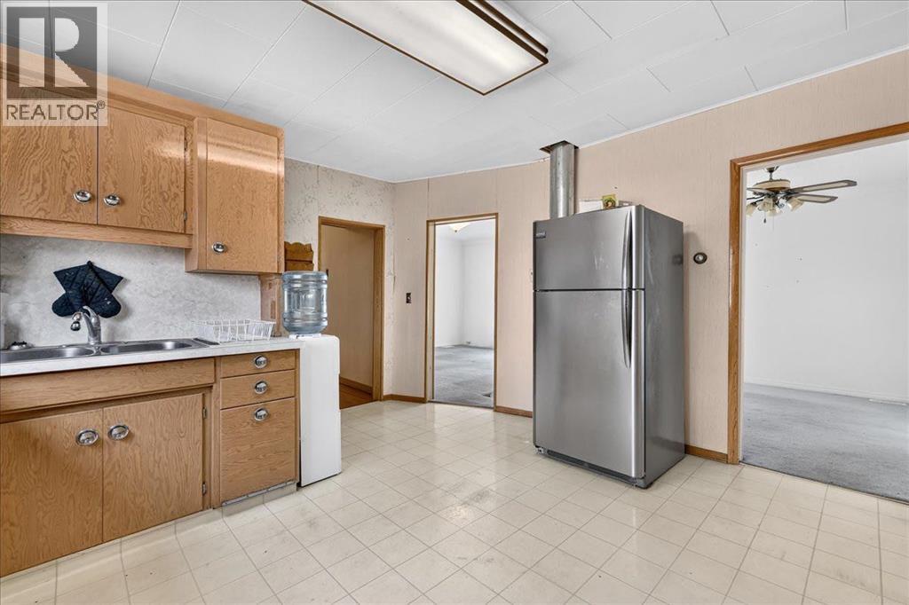 1322 23 Street, Didsbury, Alberta  T0M 0W0 - Photo 11 - A2335097