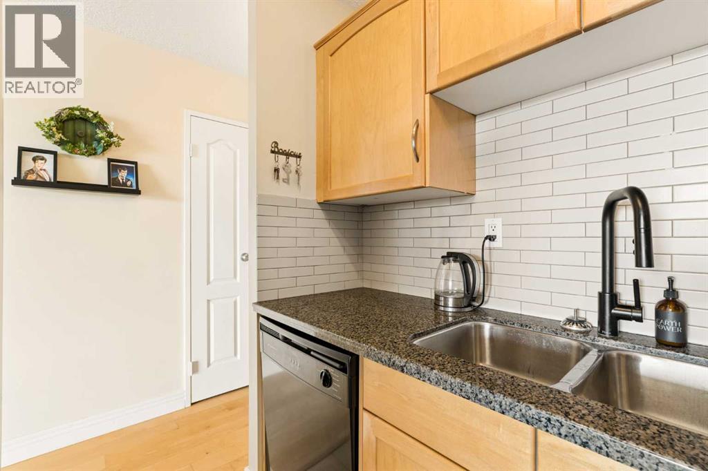 701, 1123 13 Avenue SW, Calgary, Alberta  T2R 0L7 - Photo 6 - A2335302