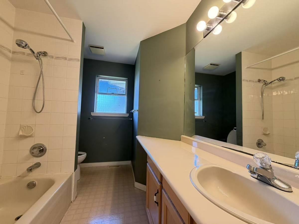 10177 107a St, Surrey, British Columbia  V4N 4N6 - Photo 7 - R3153625
