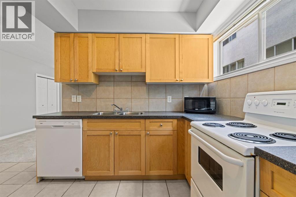 126, 56 Hamlet Road SW, Calgary, Alberta  T2V 3C8 - Photo 8 - A2320120