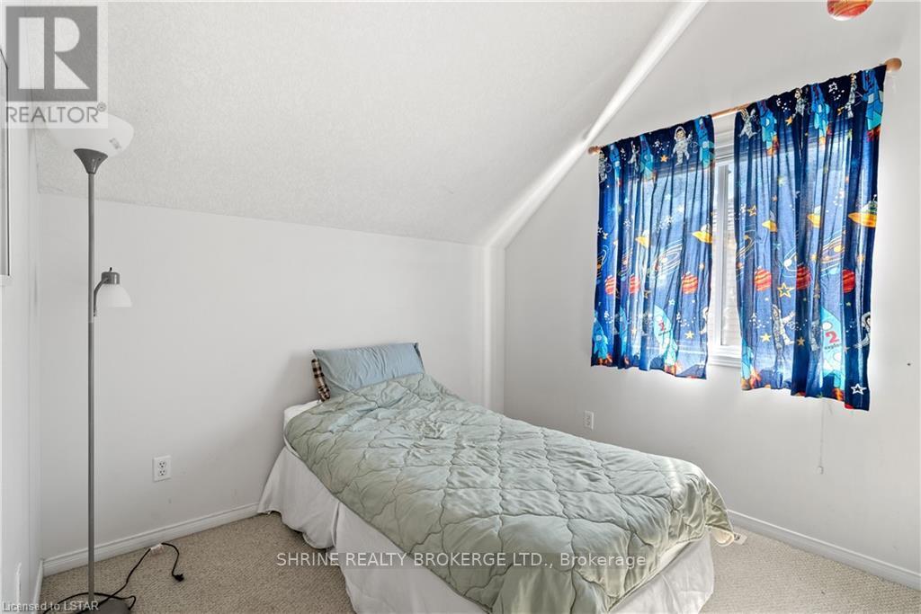 Upper - 1841 Foxwood Avenue, London North (North S), Ontario  N6G 0C4 - Photo 25 - X13648172
