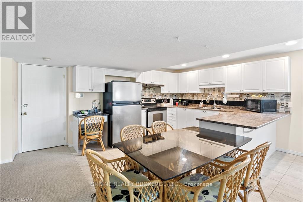 Upper - 1841 Foxwood Avenue, London North (North S), Ontario  N6G 0C4 - Photo 30 - X13648172