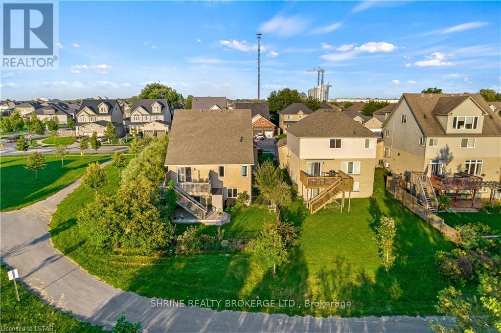 Upper - 1841 Foxwood Avenue, London North (North S), Ontario  N6G 0C4 - Photo 37 - X13648172