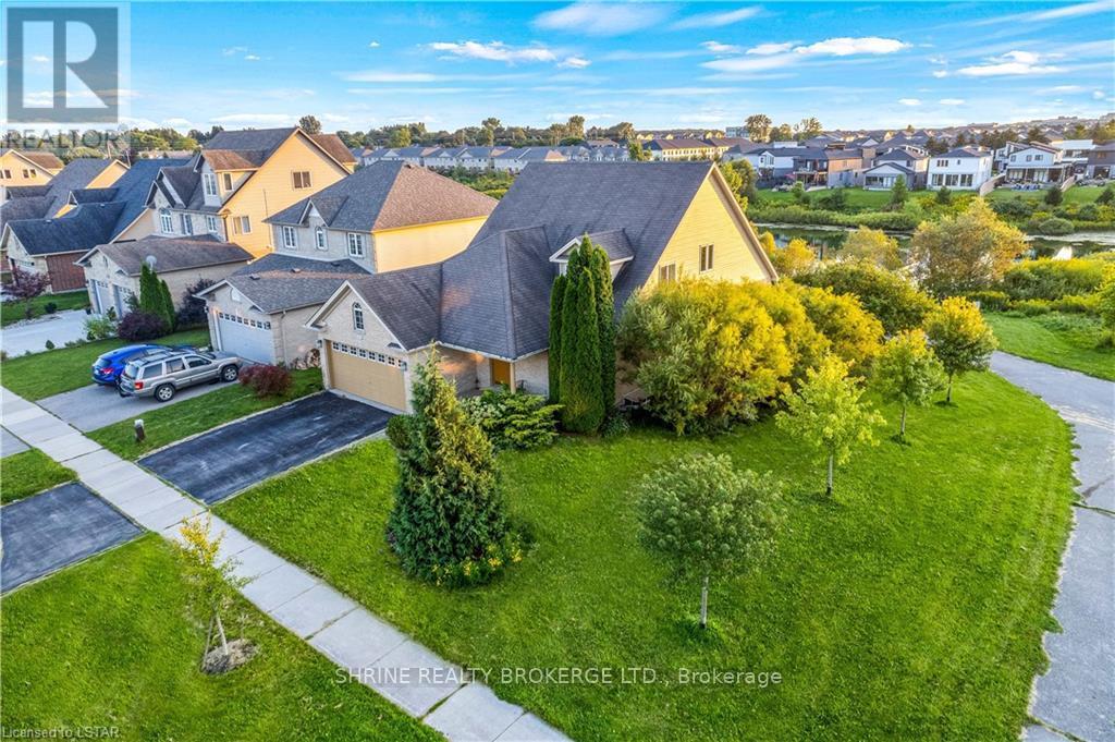 Upper - 1841 Foxwood Avenue, London North (North S), Ontario  N6G 0C4 - Photo 4 - X13648172